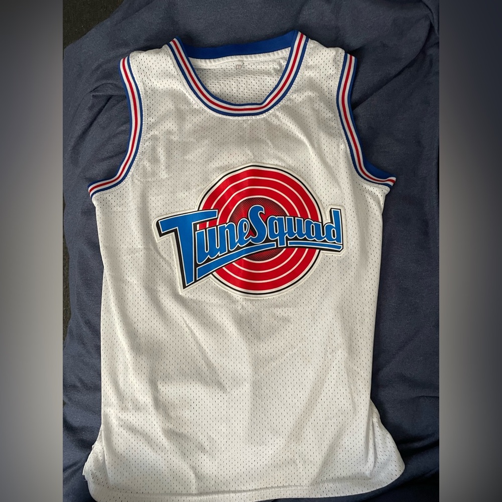 Men’s Bugs Bunny Jersey